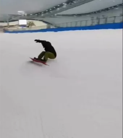 成都融创热血奇迹单板滑雪教学,加拿大单板c...
