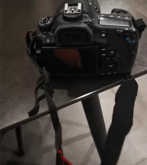 自用佳能60D+EF-S 15-85镜头，...