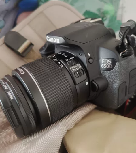 佳能650d，正常使用痕迹，送本650d摄...
