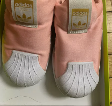 阿迪贝壳头13k奥莱购入 感兴趣的话点“我...