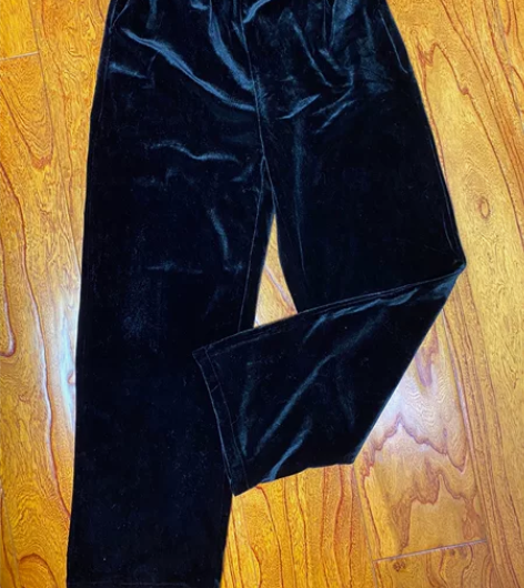 丝绒阔腿裤。松紧腰围 适合90斤-110斤...