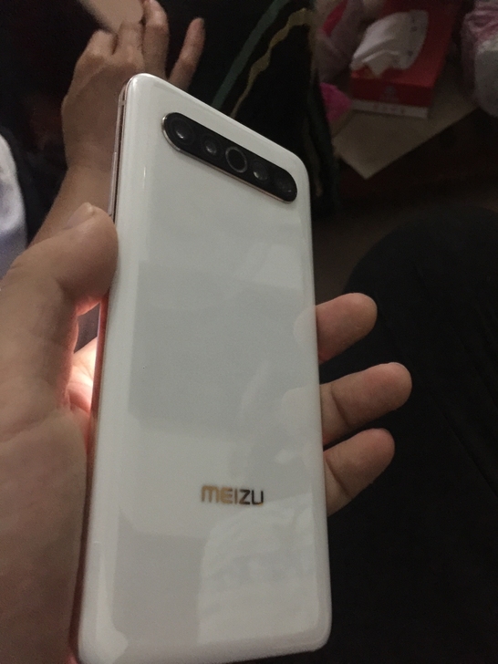 魅族17pro 8+128 定白 手机明年...