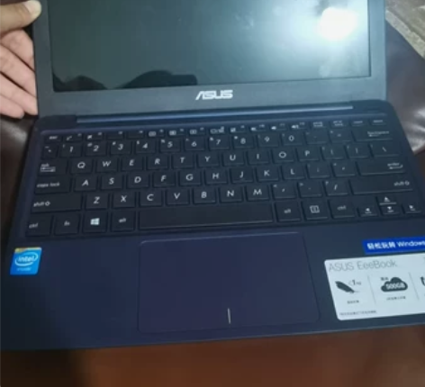 华硕思聪本x205TA 轻薄本 公司处理一...