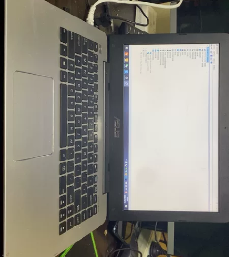 自用华硕笔记本i55200u4核游戏本8g...