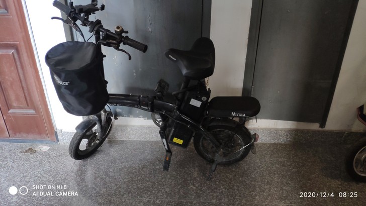 正步折叠电动车，14寸真空，适合通勤适合代...