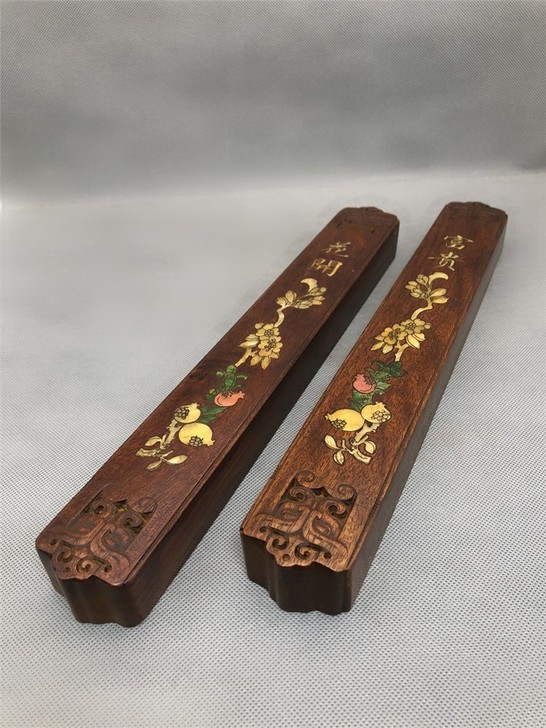 花梨木镶嵌彩贝精雕镇尺.