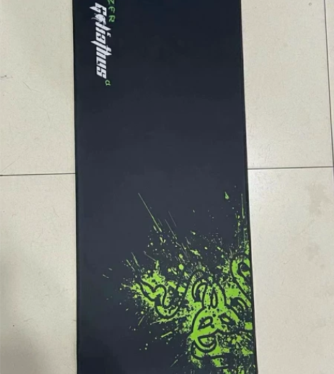 【全新包邮】雷蛇大号鼠标垫游戏电竞超大加厚...