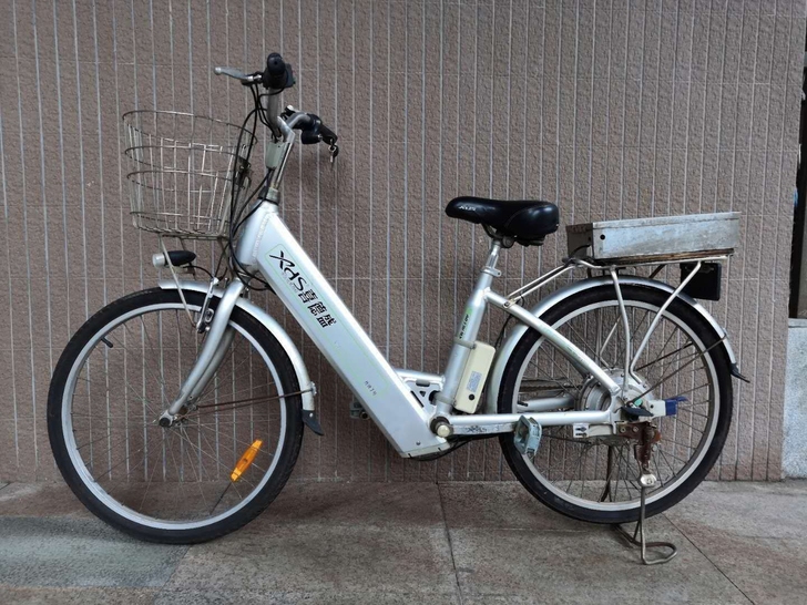 出租或出售雅迪电动车，爱玛电动车，台铃电动...