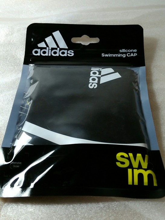 adidas泳帽（黑色，白色）