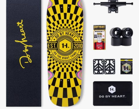 【88狂欢价】DBH滑板专业四轮大鱼板成人...