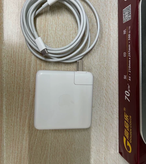 苹果笔记本电脑 96W原装通电器+2米ty...
