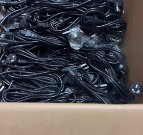 全新1.5米三孔插头电源线直头。电饭煲 电...