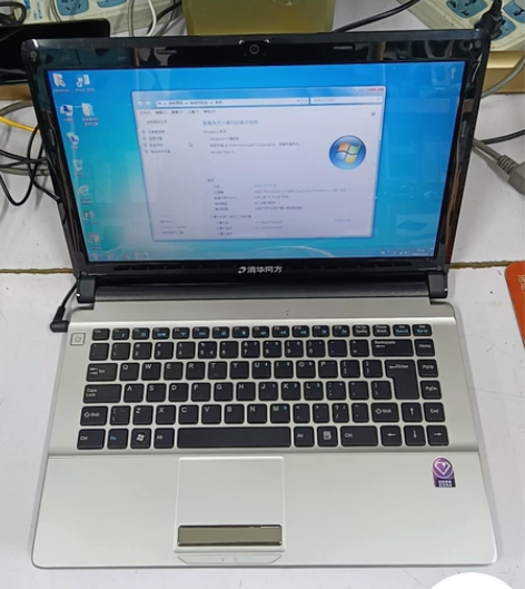 笔记本清华同方 成色好 无修 正常使用 电...