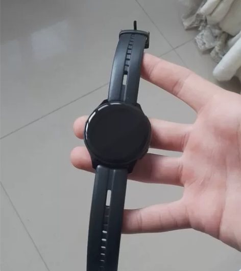 真我t1，官网五六百，自用完美屏幕，一直贴...