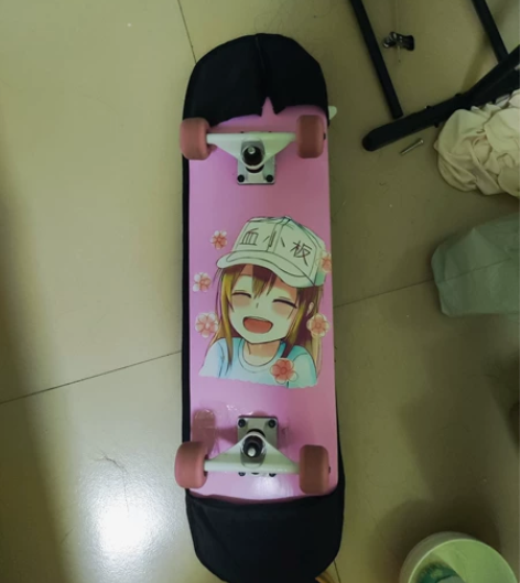 出滑板，玩过4次左右，兴趣不大了 感兴趣的...