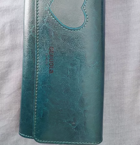 出一款孔雀绿女士钱包~长约18.8,宽约1...