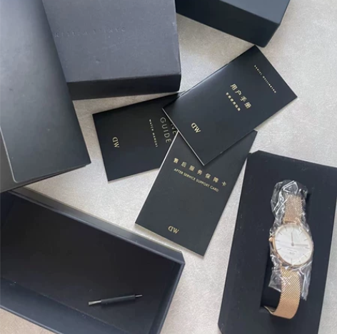 dw手表 买来就带过三两次 然后一直闲置 ...