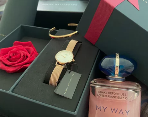 dw手表保真 朋友送的不想留着了低价出 全...