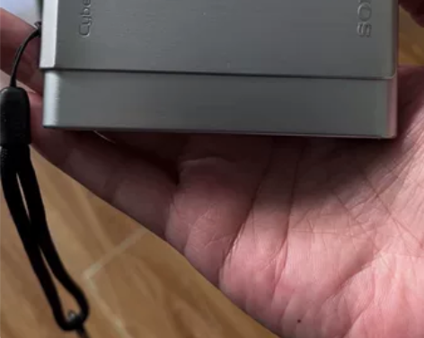 Sony DSC-T900数码相机，8新左...