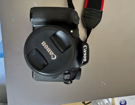 佳能70d 单反相机 加18-55镜头。（...