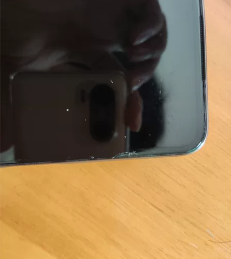 realmeq3 手机进水了开不了机 换过...