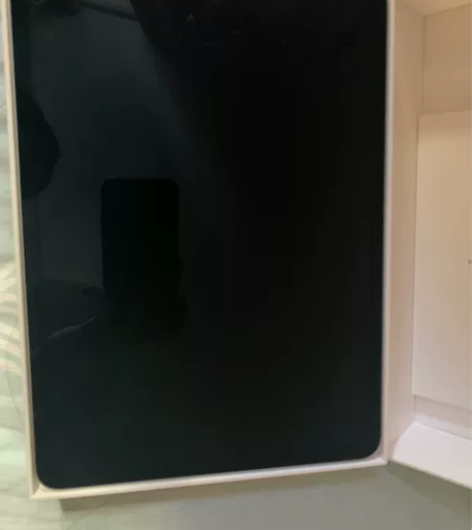 全新银色国行iPadpro2021款 外观...