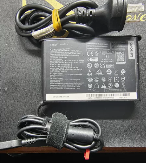 联想拯救者135w原装笔记本充电器 拯救者...