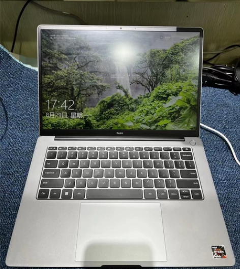 红米pro 14s 最新款 3999元 充...