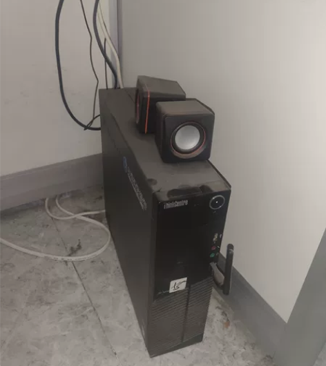 低价出售二手联想台式电脑主机+显示屏8G运...