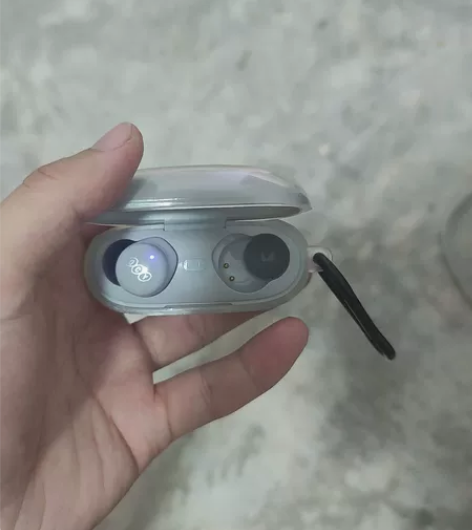 qcy t17s 灰色 出左耳＋耳机仓 基...