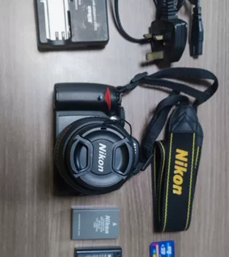 尼康 D3000 单反数码相机，配尼康18...