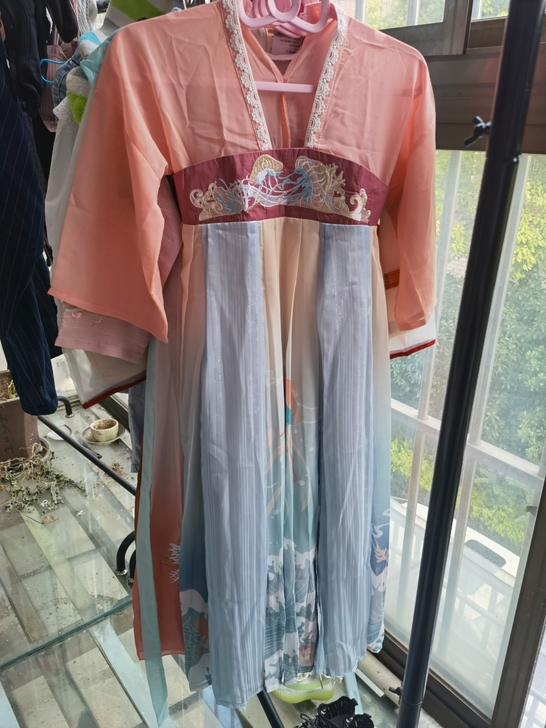 初立同款儿童汉服连衣裙，140码，水母。全新