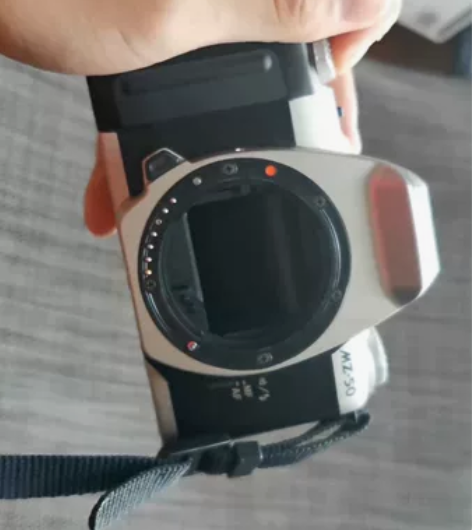 宾得mz50一共只用过三次，发票和说明书还...