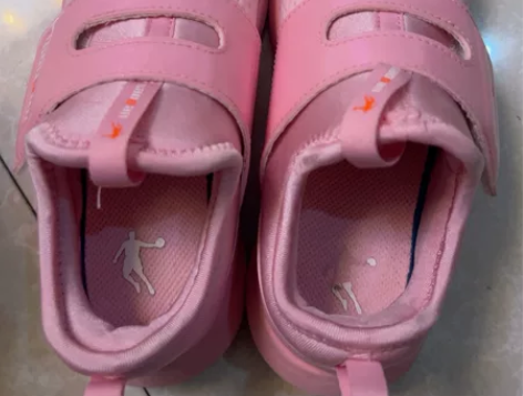 乔丹，八九成新，29码，内长11.5 感兴...