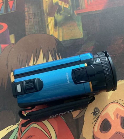 欧达摄像机 两块电池  充电器功能正常 顺...