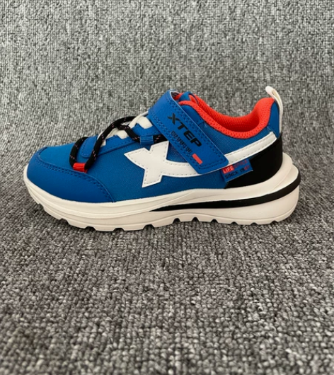 特步童鞋男童运动鞋轻便跑步鞋小童休闲鞋断码...