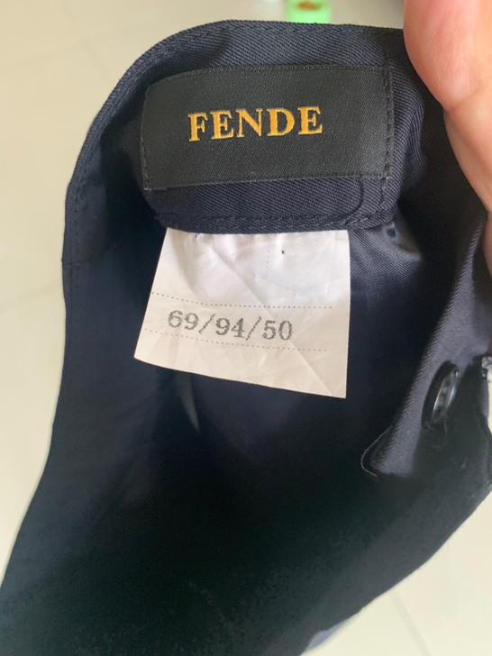 一般女包臀裙，全新，20元