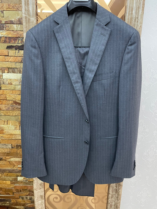 蓝豹套西，上衣180/100A（胸108）...