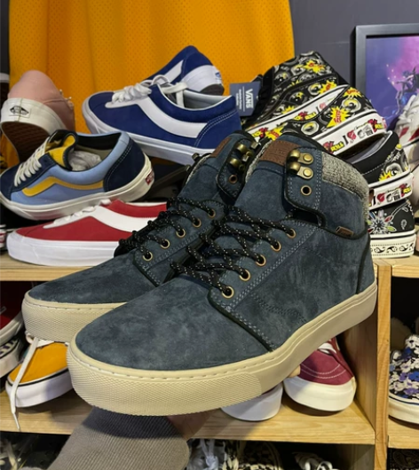 vans 老鞋了 一直在库房放着 全皮 秋...