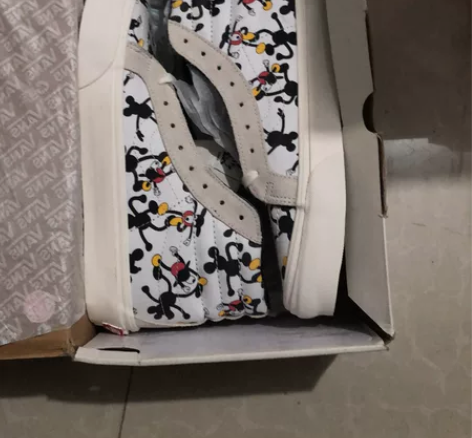 VANS帆布鞋 感兴趣的话点“我想要”和我...