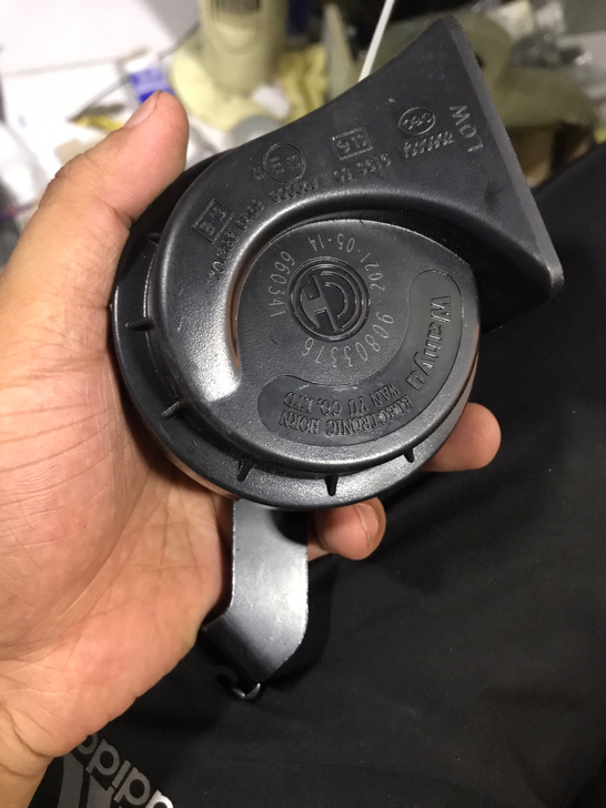 凯迪拉克xt4全新君越昂科威s前置低音喇叭...