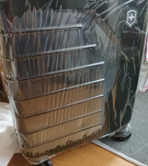 全新维氏登机箱黑色，小巧精悍超好用 感兴趣...