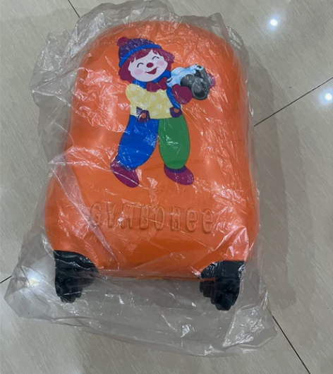 全新金宝贝儿童拉杆箱 感兴趣的话点“我想要...