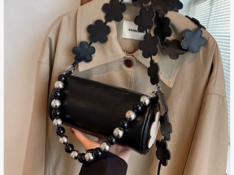 全新包包，刚买没几天，不太喜欢低价出 感兴...