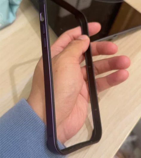 出售苹果14promax手机壳，手机卖了，...
