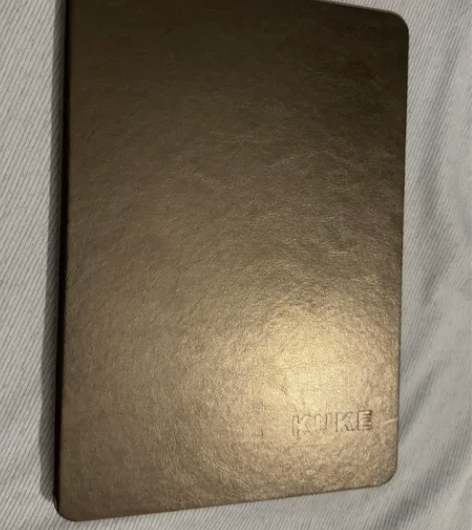 几乎全新的苹果iPad低价出售 感兴趣的话...