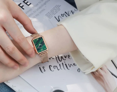 全新 原价380现在22元Lola Ros...