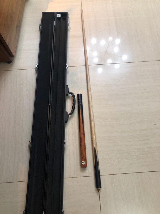 云川台球杆，杆子笔直