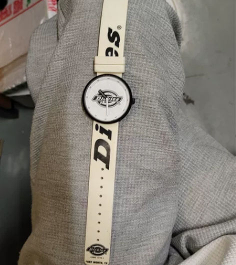 Dickies的手表，159入手的，表带需...