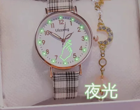 BINDLEY 腕表 感兴趣的话点“我想要...